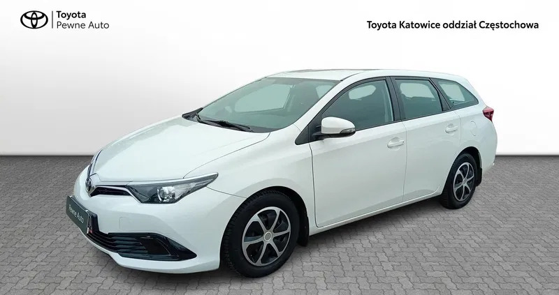 toyota auris Toyota Auris cena 49900 przebieg: 138935, rok produkcji 2017 z Pasym